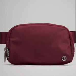 Lululemon belt bag